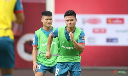 Quang Hải, Công Phượng, Văn Toàn tranh suất đá chính ở đội tuyển Việt Nam